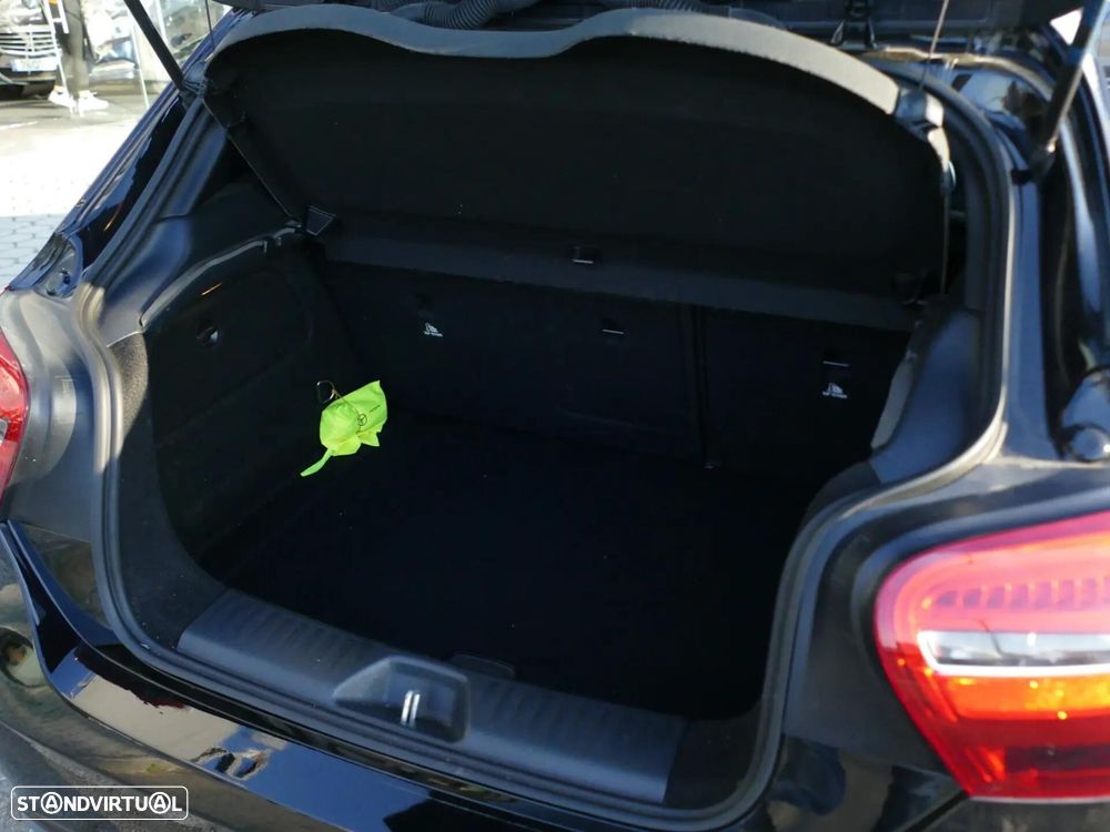Mercedes-Benz A 180 CDi BE Edition Urban - 12