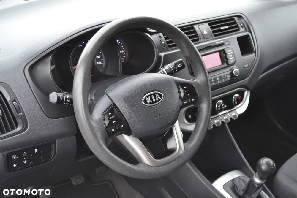 Kia Rio 1.2 Business Line - 10
