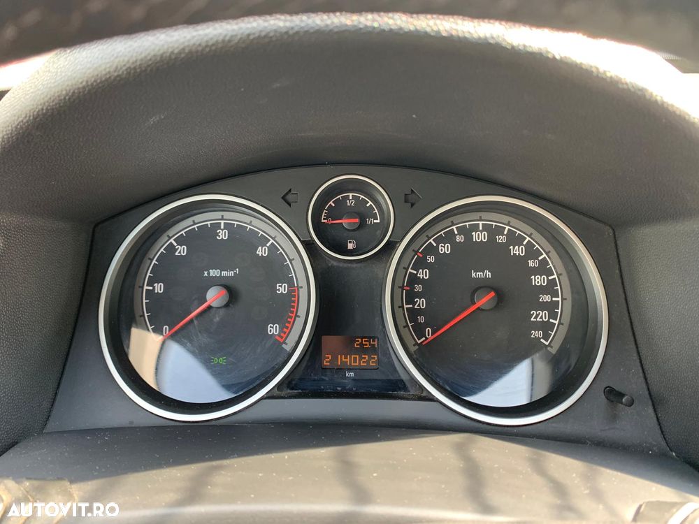 Opel Astra - 11
