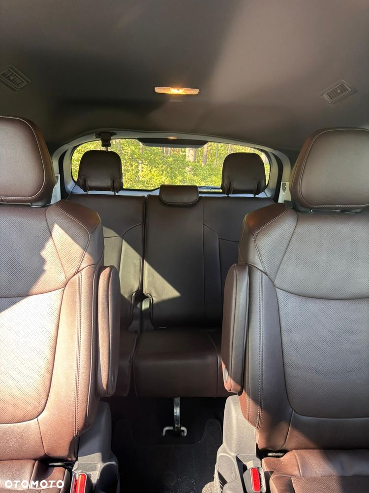Toyota Sienna - 9
