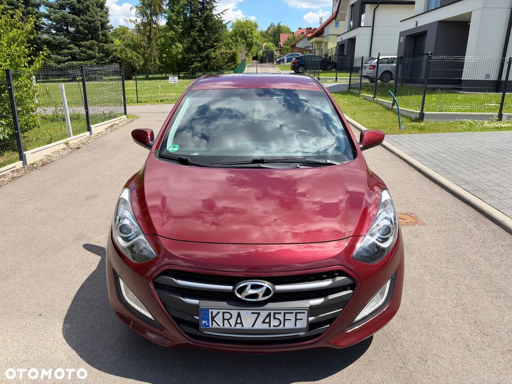 Hyundai i30 blue 1.4 Passion - 10