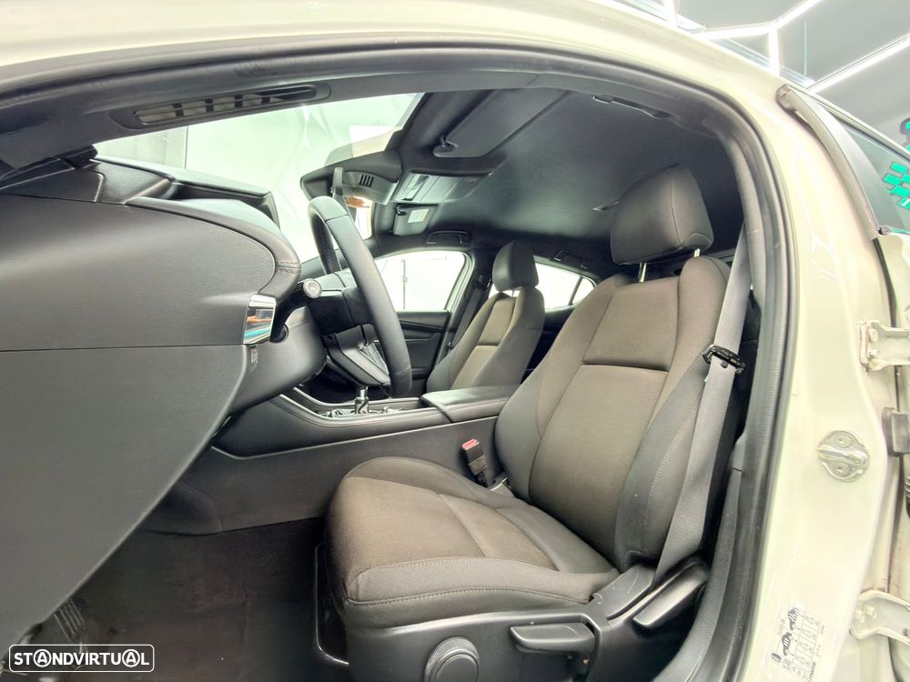 Mazda 3 e-SKYACTIV-G 122 M HYBRID HOMURA - 16