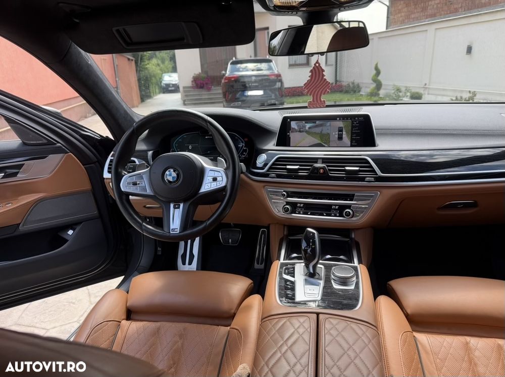 BMW Seria 7 745Le xDrive AT PHEV - 10