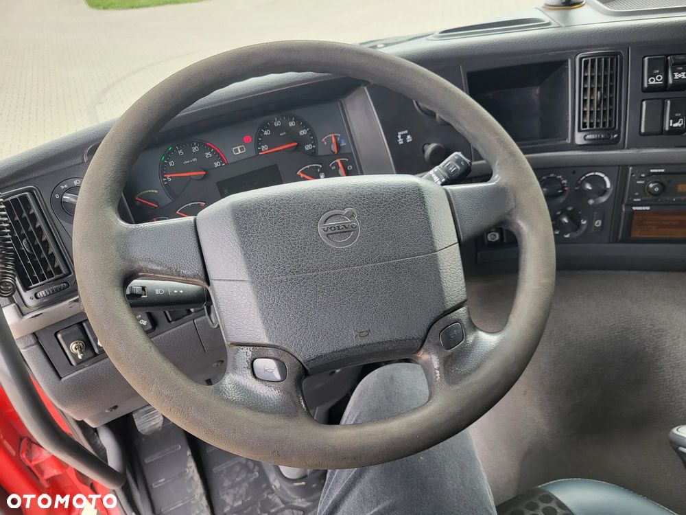 Volvo FMX 500 8x4 3-str Wywrotka Bordmatic hydroburta - 24