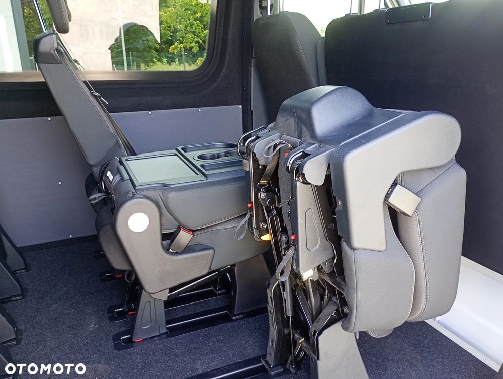 Mercedes-Benz SPRINTER MAXI BRYGADÓWKA 9 OSÓB OBROTOWE FOTELE SESORY KAMERA COFANIA NR. 101 - 15