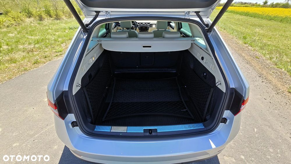 Skoda Superb 2.0 TSI 4x4 L&K DSG - 15