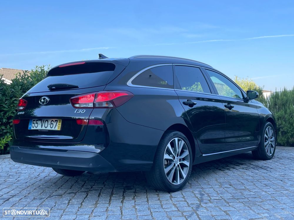 Hyundai i30 CW - 15