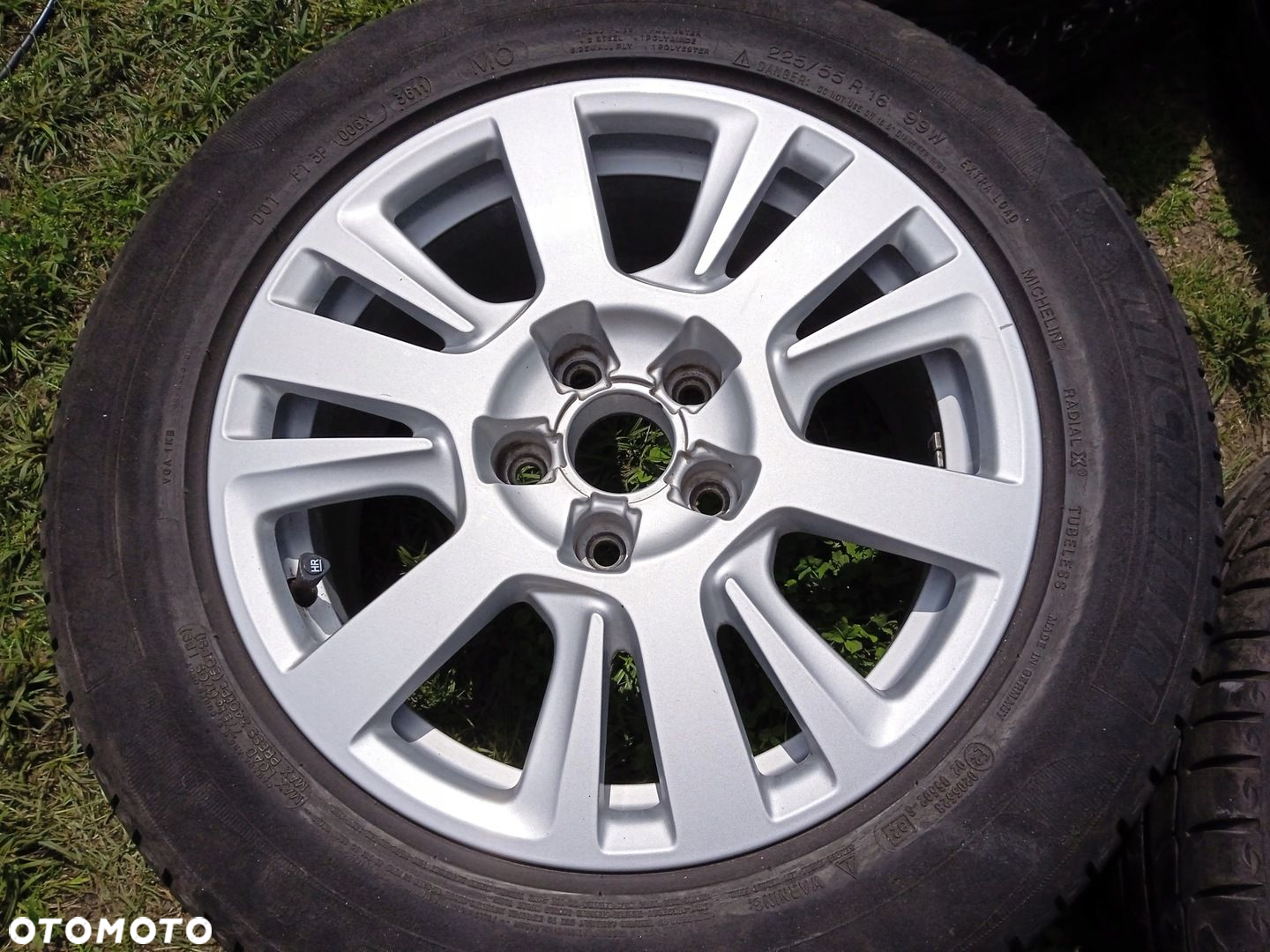 Felgi aluminiowe 5x112 Audi A6 C6 4F Q3 8U A4 A3 A8 100 Q2 opony - 4