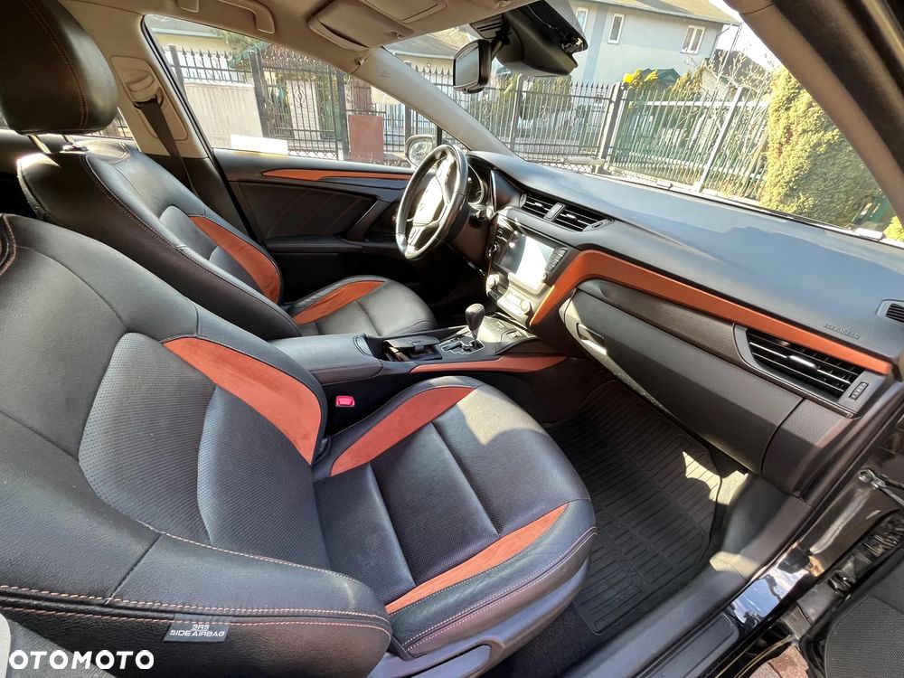 Toyota Avensis 1.8 Prestige MS - 17