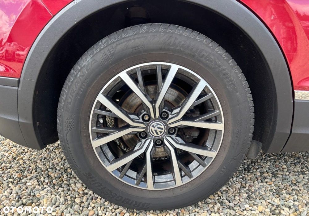Volkswagen Tiguan - 15