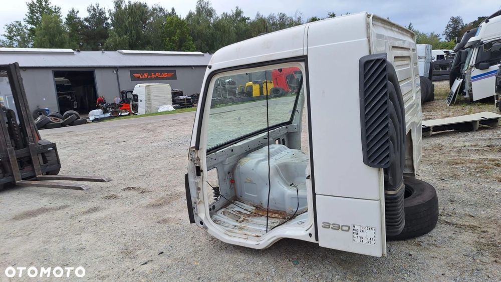 VOLVO FM KABINA NISKA / KRÓTKA - 2