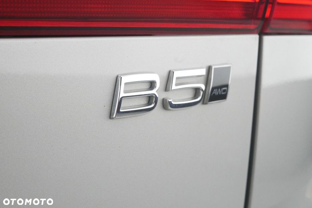 Volvo XC 60 B5 B AWD Plus Bright - 34