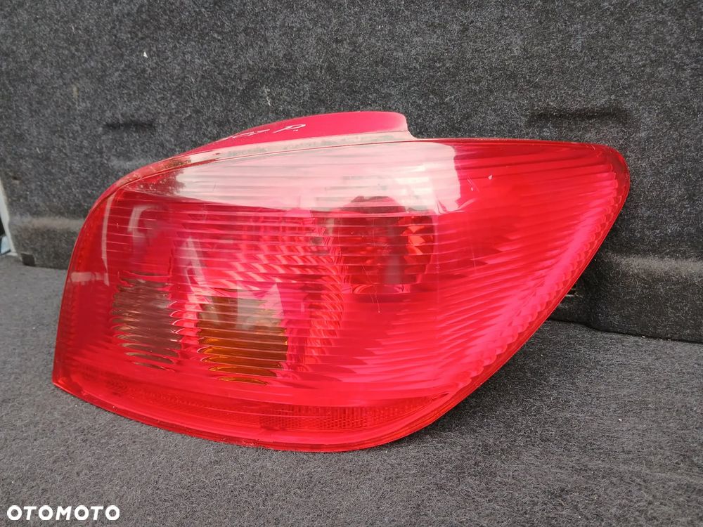 Peugeot 307 HB lampa tylna - 2