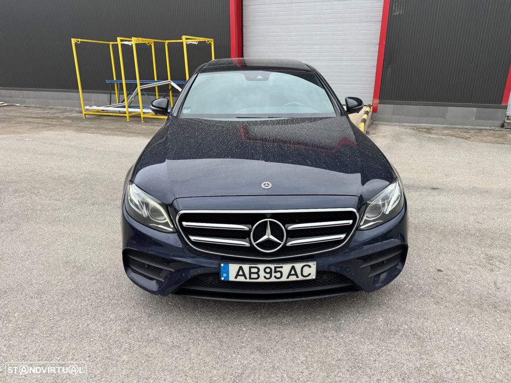 Mercedes-Benz E 300 de AMG Line - 2