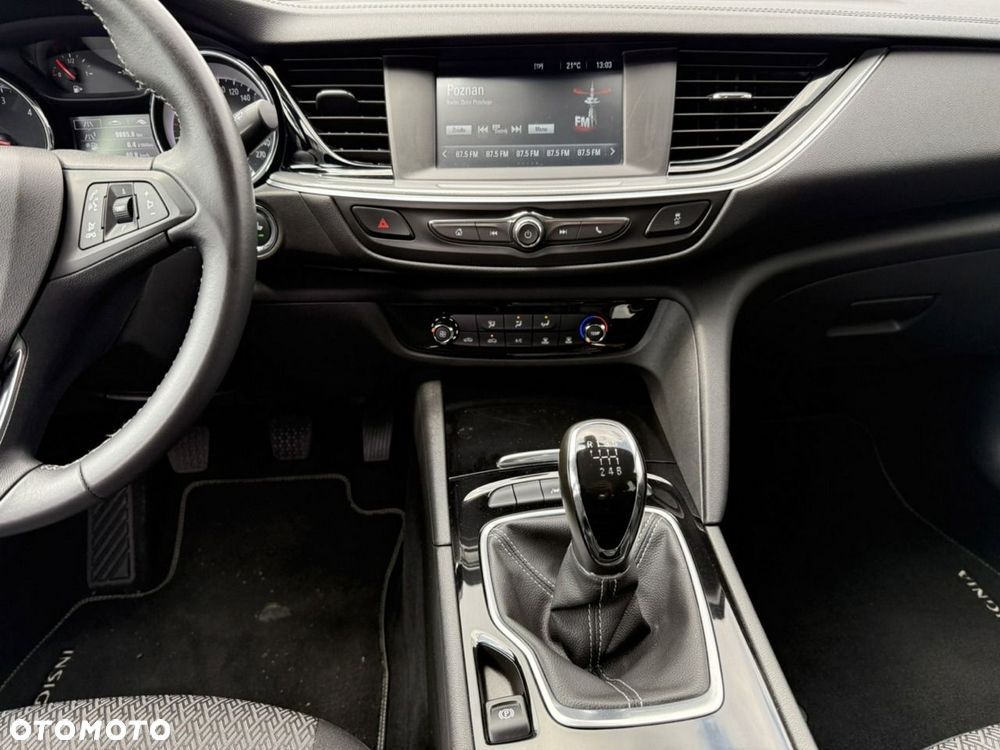 Opel Insignia - 17