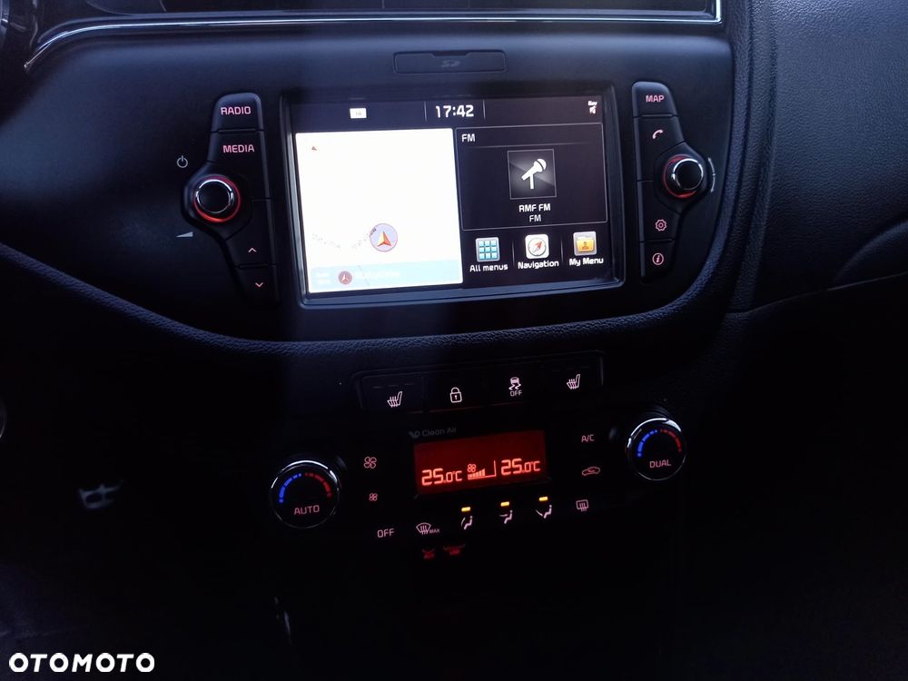 Kia Ceed 1.6 CRDi GT Line - 23