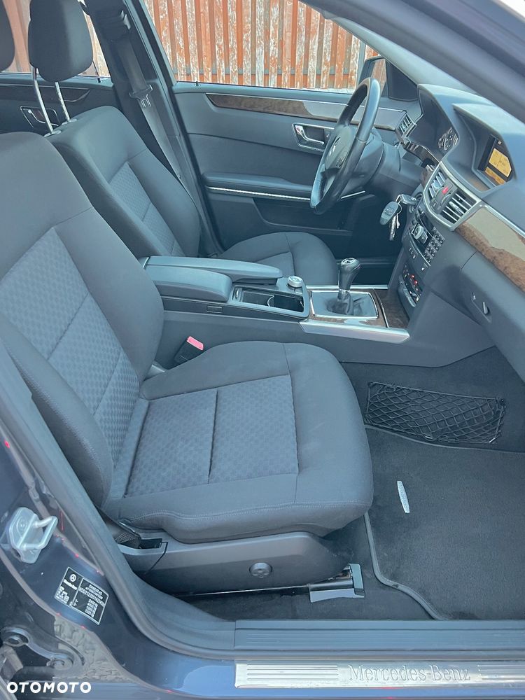 Mercedes-Benz Klasa E 200 BlueTEC Elegance - 11