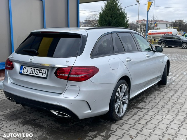 Mercedes-Benz C 300 e 9G-TRONIC AMG Line - 8