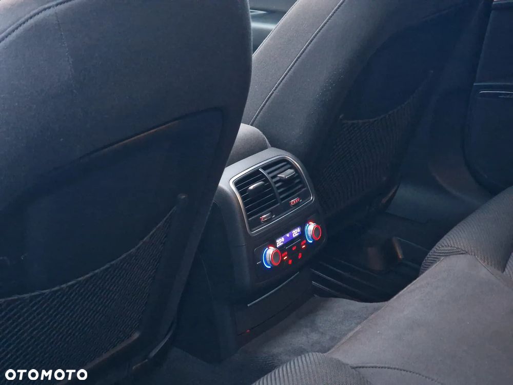 Audi A6 Avant 3.0 TDI quattro S tronic - 22