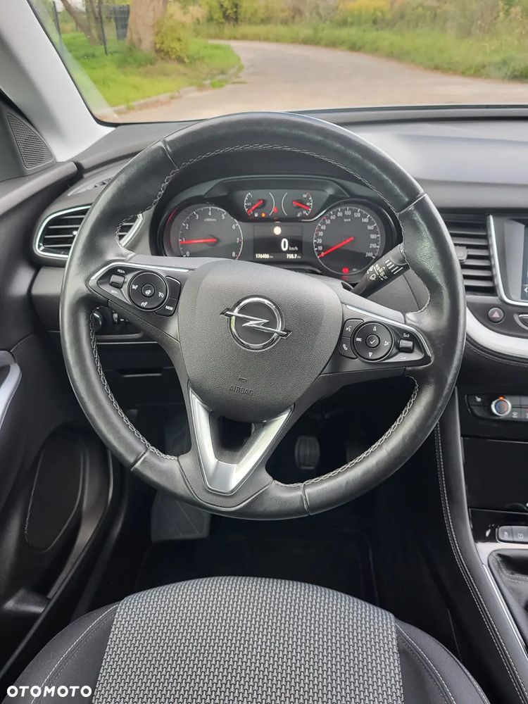 Opel Grandland X - 11