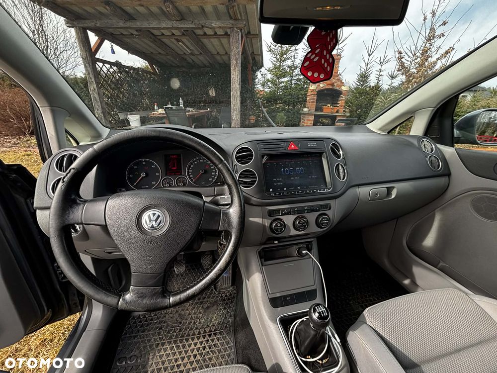 Volkswagen Golf Plus 1.9 TDI Comfortline - 17