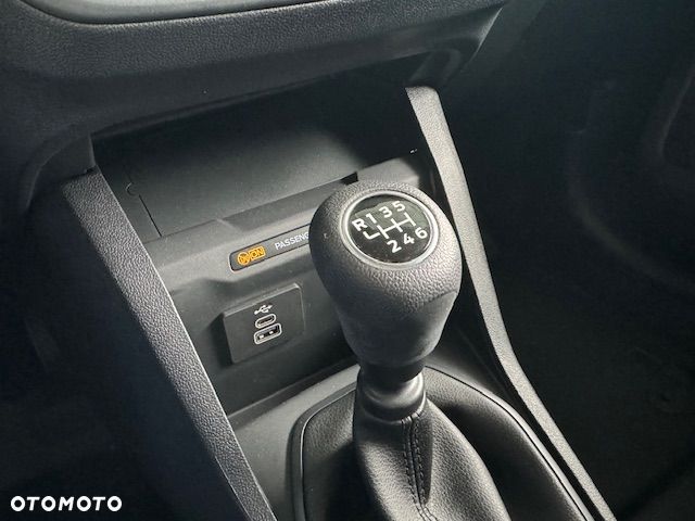 Ford Transit Courier Van - 6