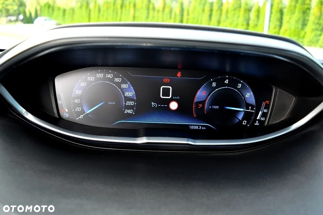 Peugeot 3008 1.2 PureTech Allure S&S - 37