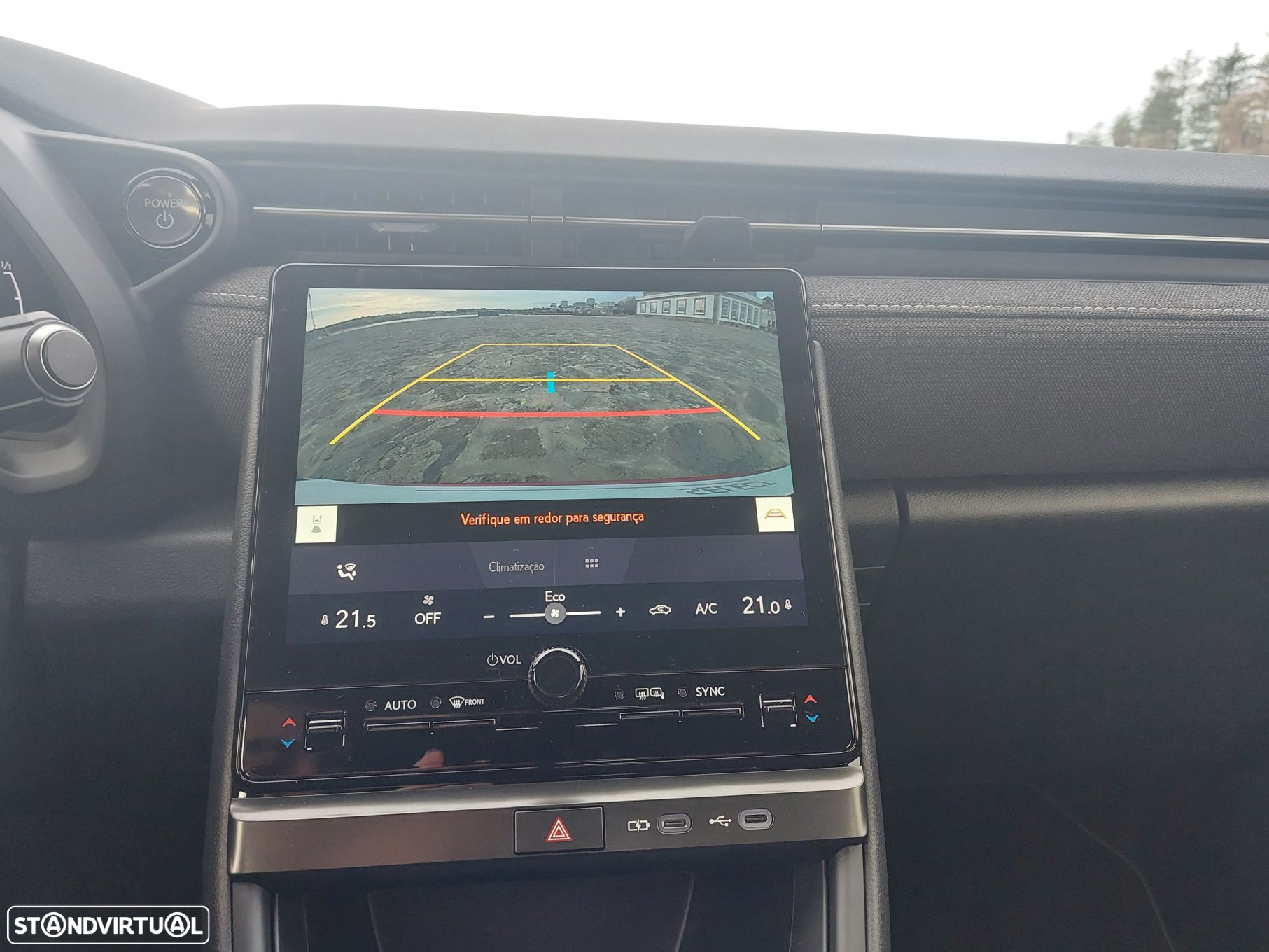 Lexus LBX Standard - 13