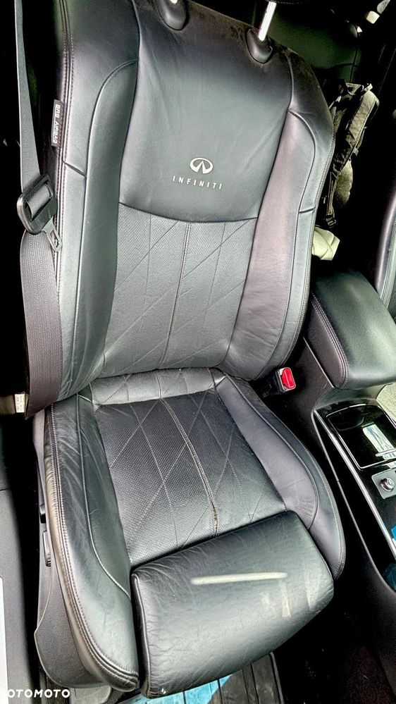 Infiniti FX FX30d S Premium - 23