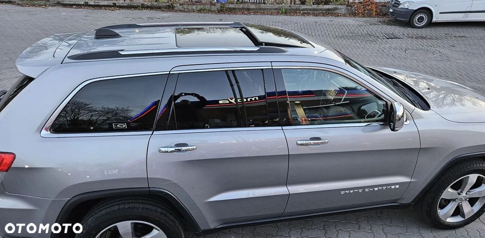Jeep Grand Cherokee 5.7 V8 HEMI 4WD Automatik Summit - 5