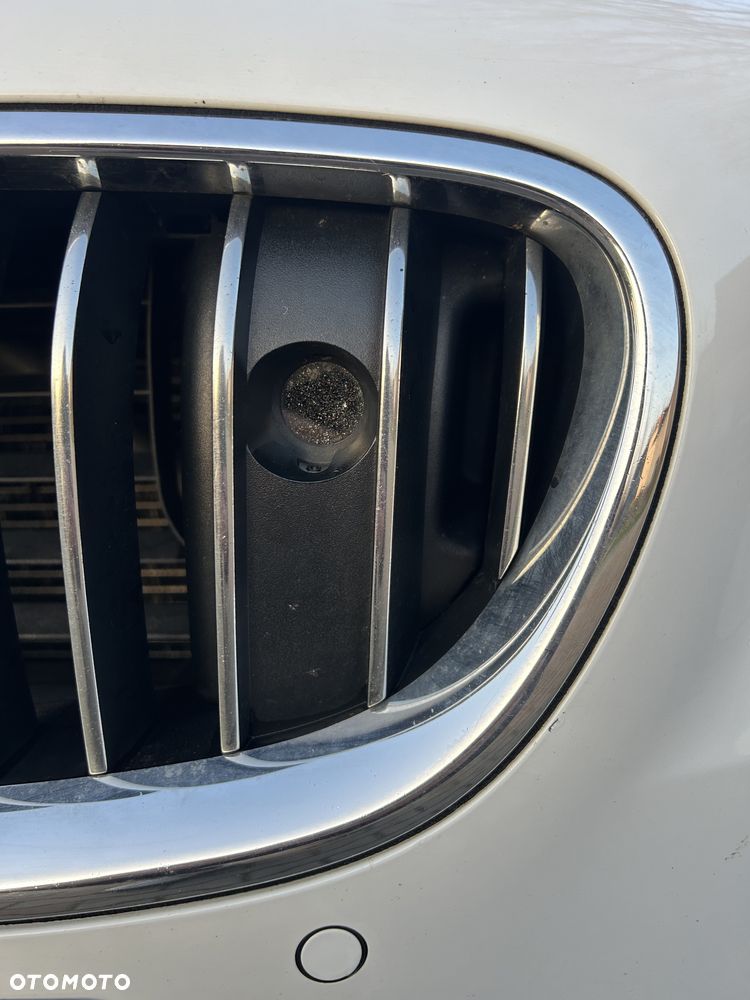 BMW Seria 5 520d xDrive Luxury Line - 2