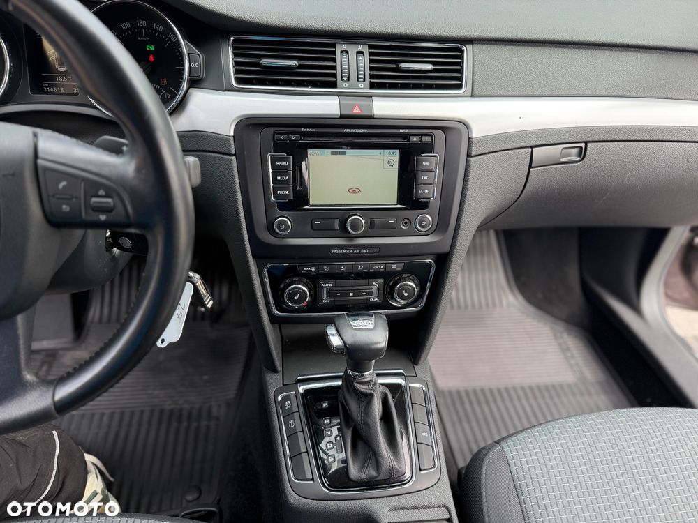 Skoda Superb 2.0 TDI DSG Elegance - 18