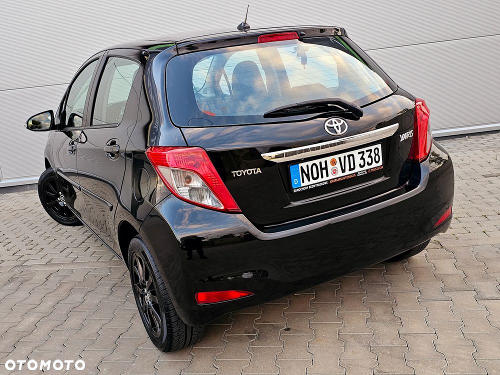 Toyota Yaris 1.33 VVT-i Executive - 17