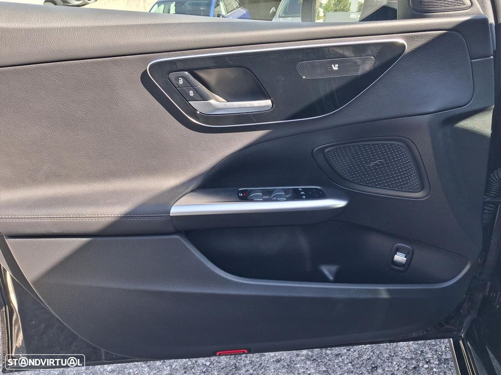 Mercedes-Benz C 300 de Avantgarde - 9