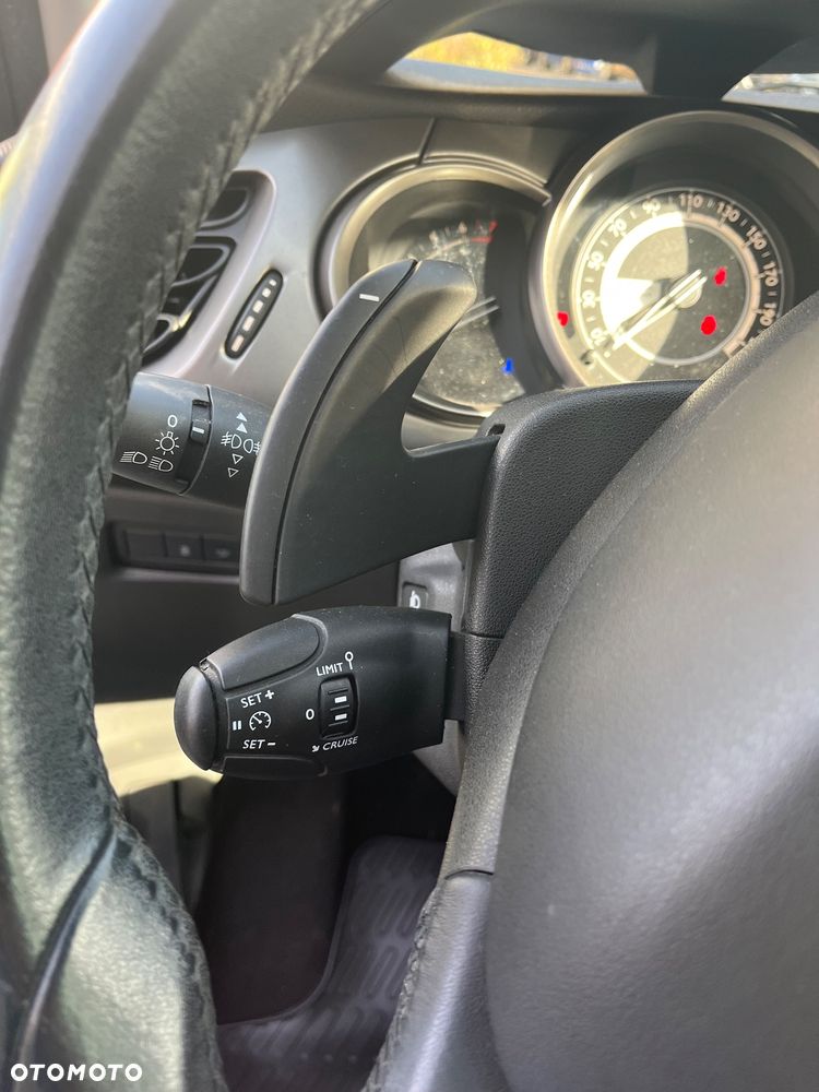 Citroën C3 1.2 e-VTi Exclusive ETG - 13