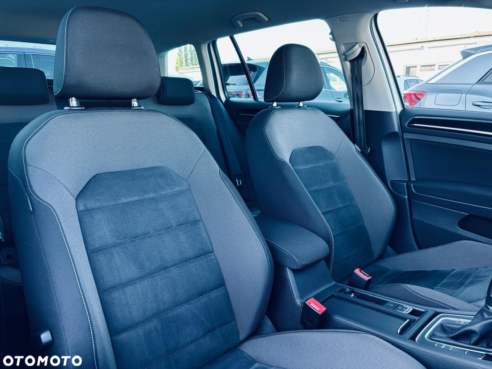 Volkswagen Golf VII 1.5 TSI BMT Evo Highline DSG - 15