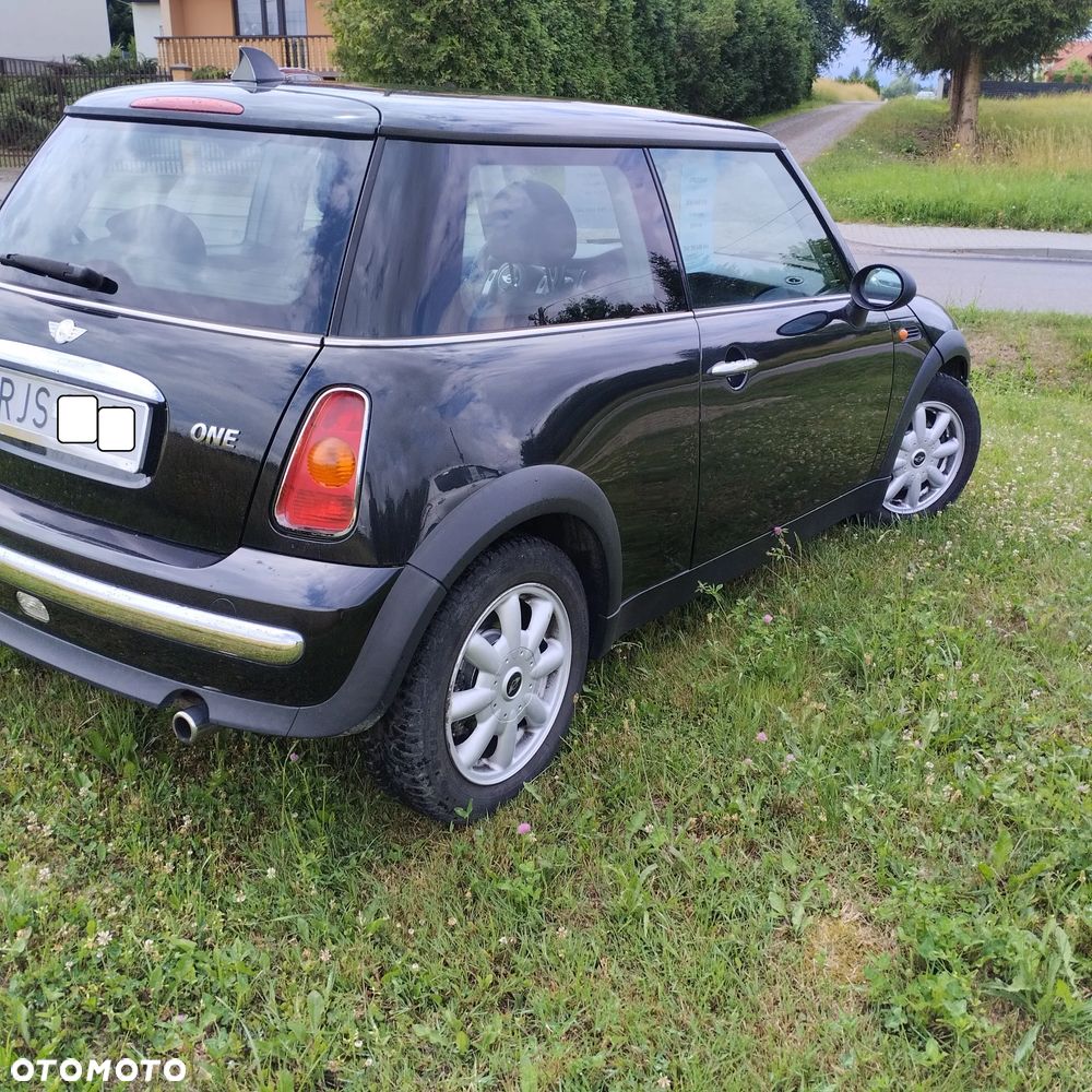 MINI ONE - 6