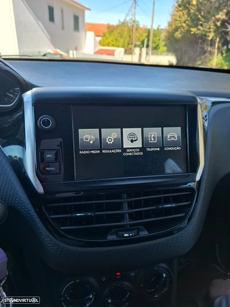 Peugeot 208 1.6 BlueHDi Style - 13