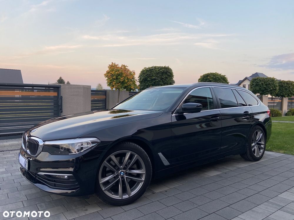 BMW 5 Series 2019 photo 5