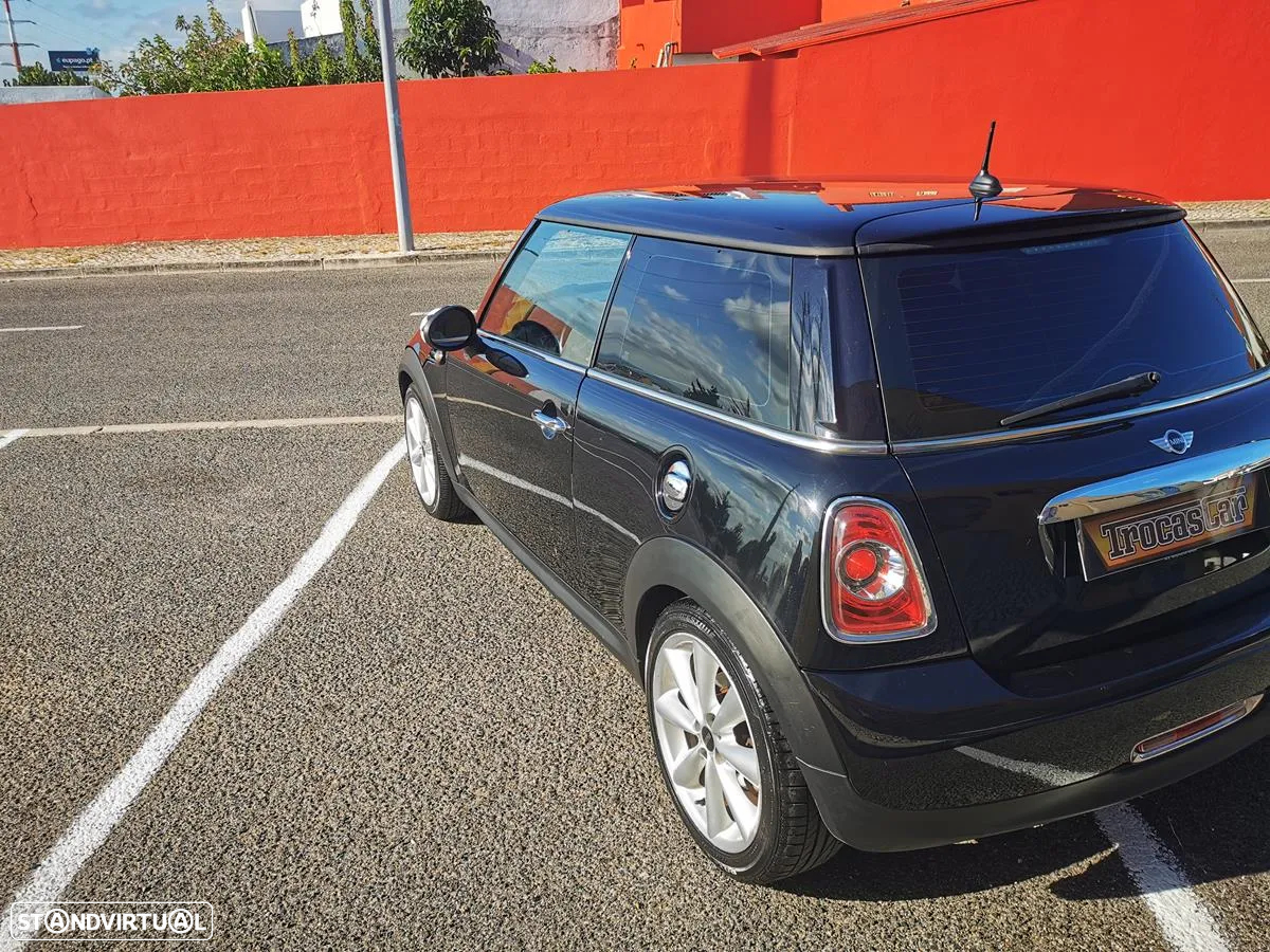 MINI 3 Portas Cooper D - 37