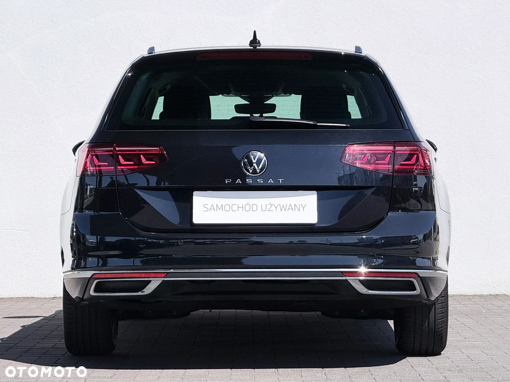 Volkswagen Passat Variant 2.0 TDI EVO Elegance DSG - 11