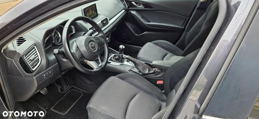 Mazda 3 - 8