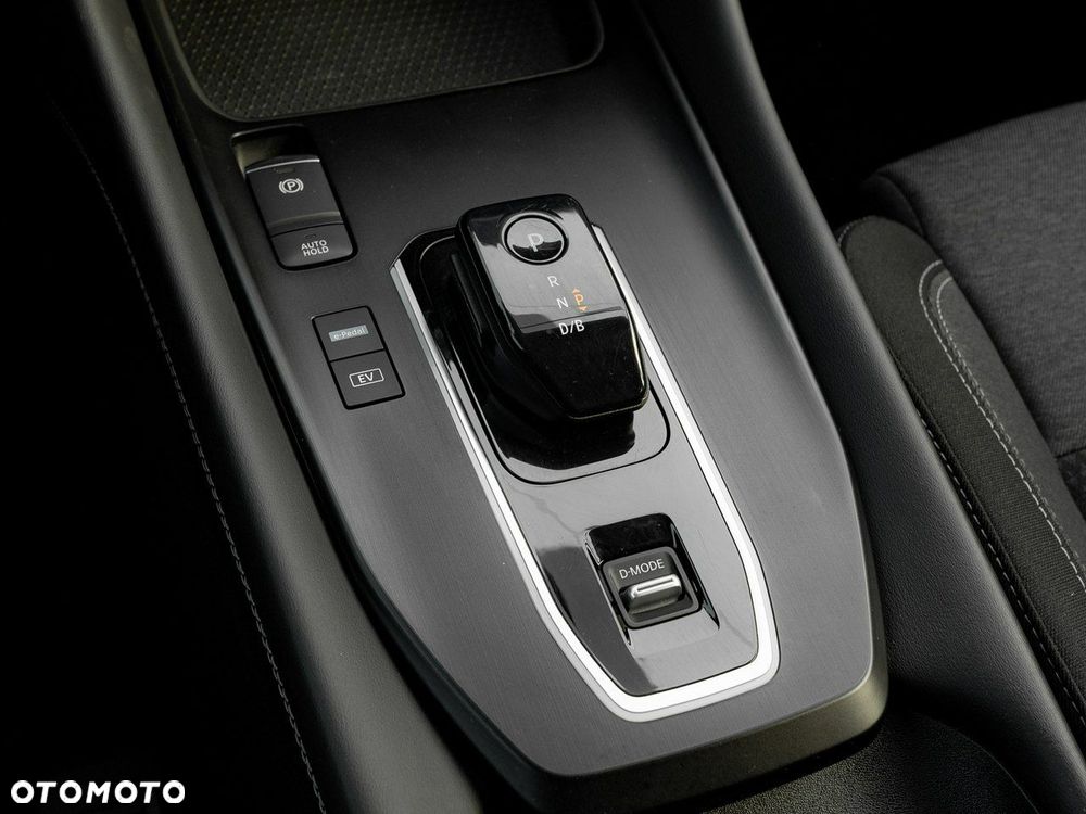 Nissan Qashqai 1.5 e-POWER N-Connecta - 18