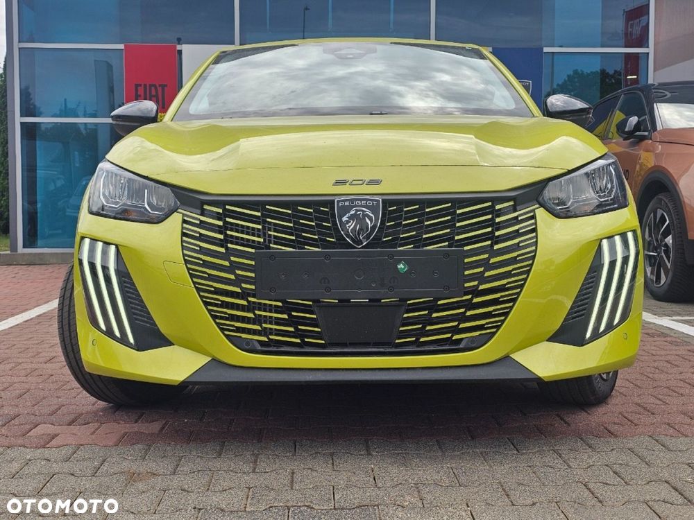 Peugeot 208 - 4