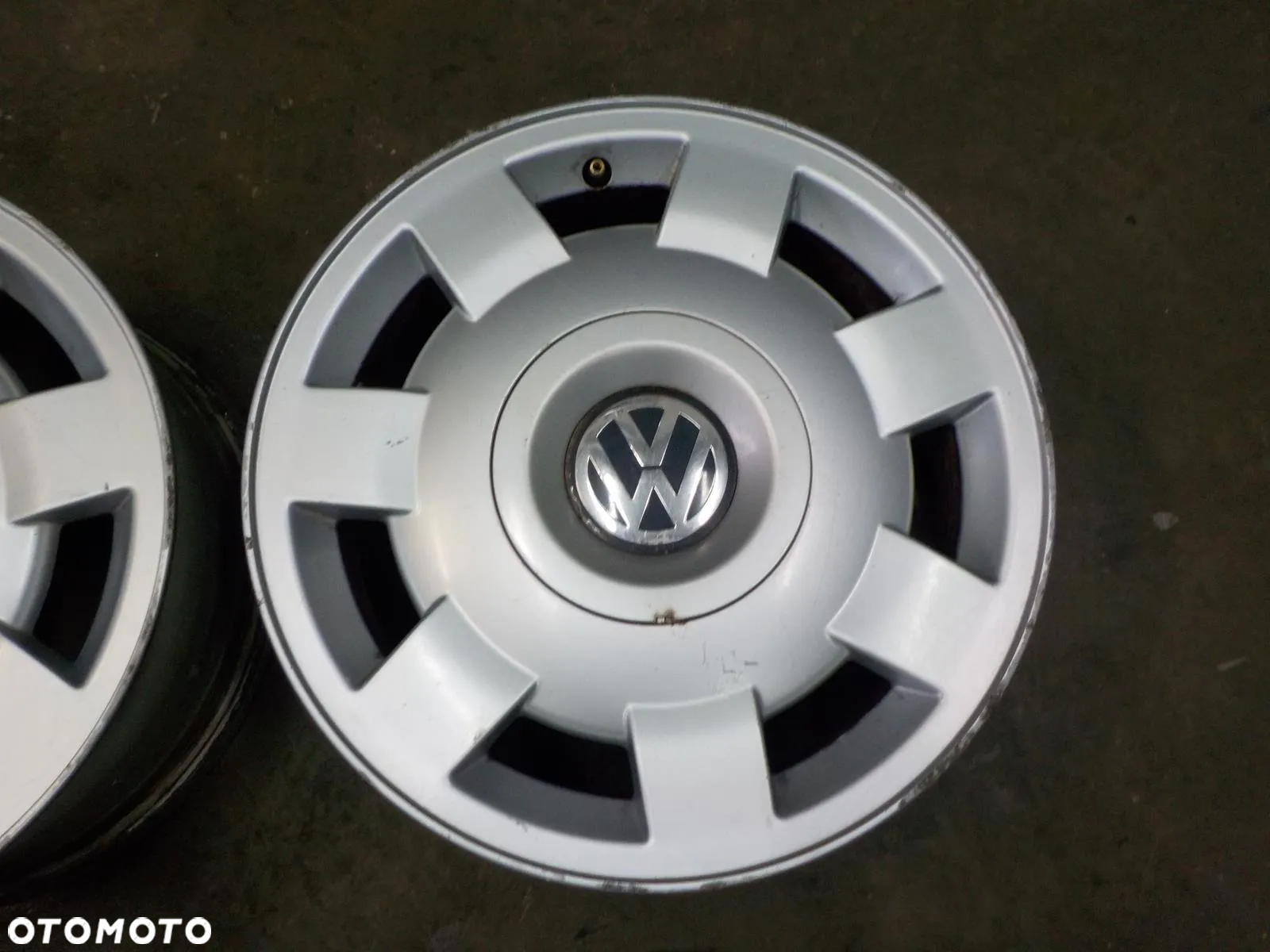 VW T4 MULTIVAN FELGA FELGI ALUMINIOWE 7Jx15H2 ET46 7D0601025 15'' - 4