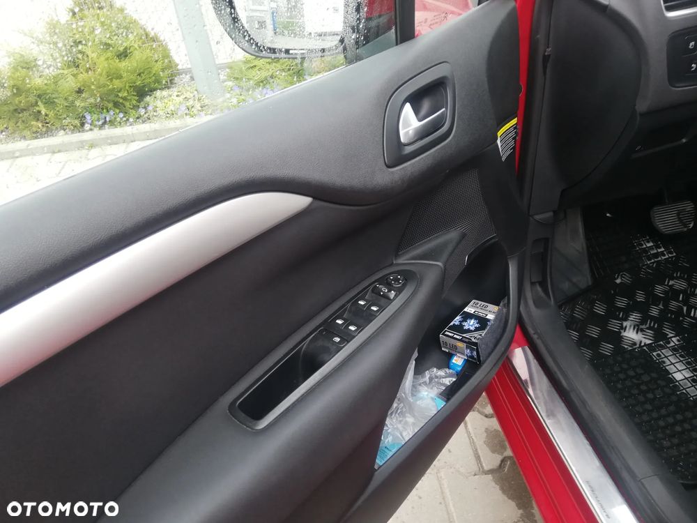 Citroën C4 1.6 e-HDi Seduction MCP - 6