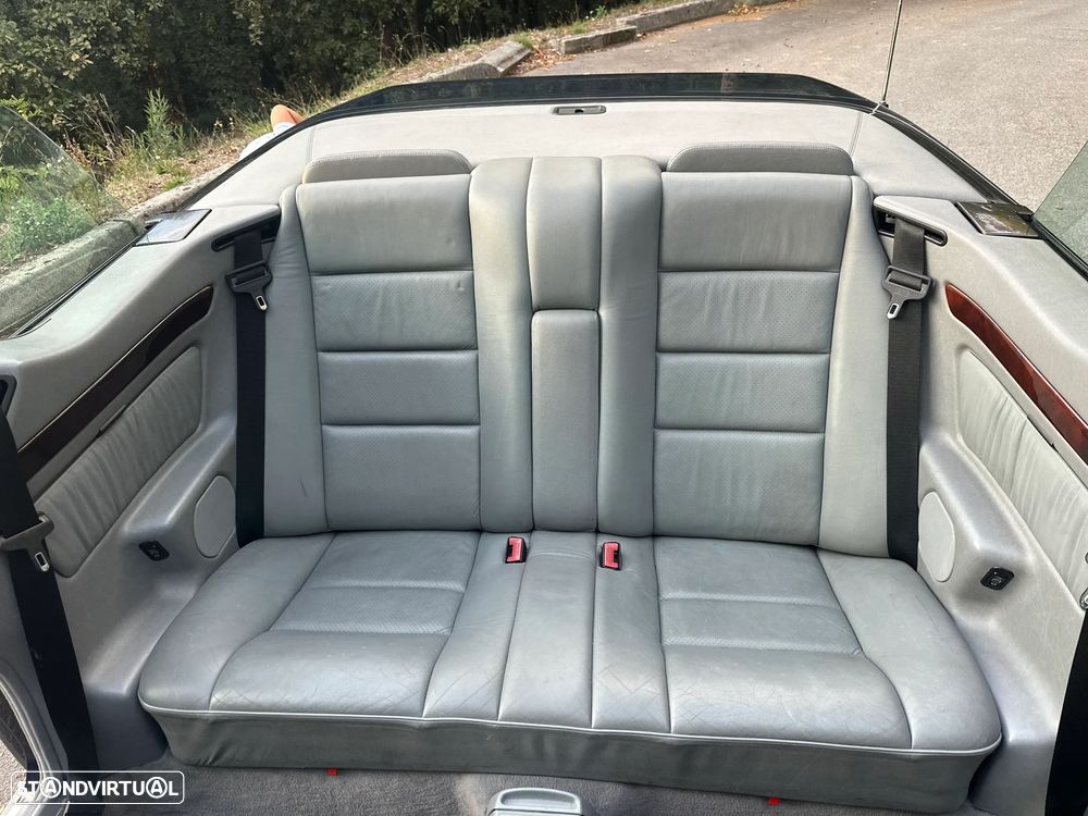 Mercedes-Benz E 200 - 21