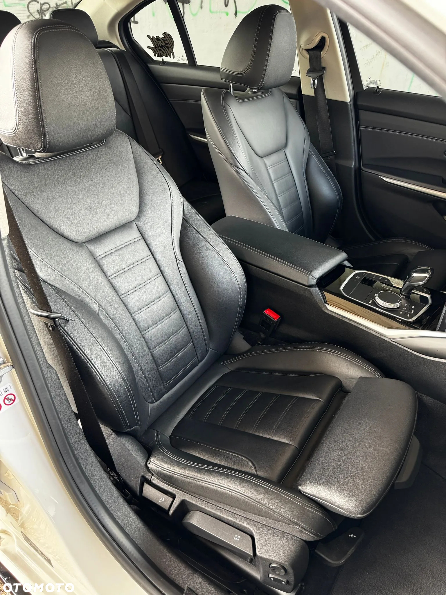 BMW Seria 3 320d Luxury Line - 8