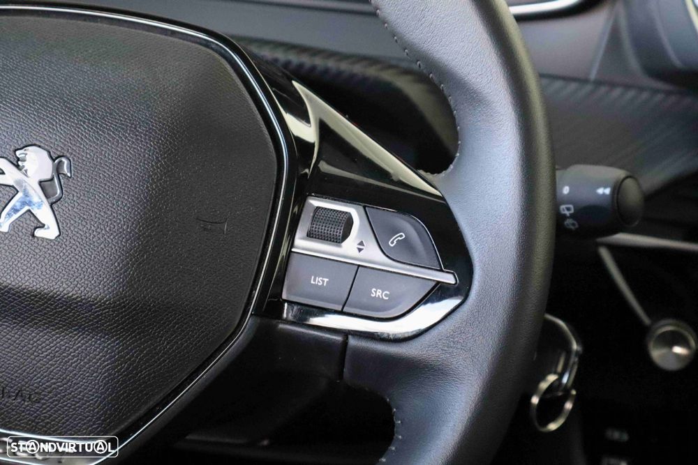 Peugeot 208 - 14