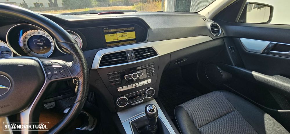 Mercedes-Benz C 220 Station CDI Avantgarde Edition - 11
